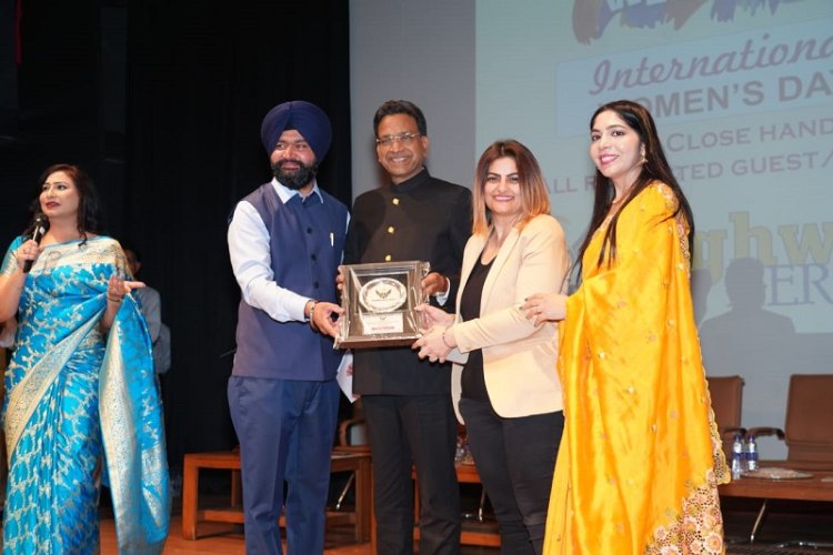 Saluting courageous female drivers, Highway Hero Trust Honours  inspiring women in Delhi