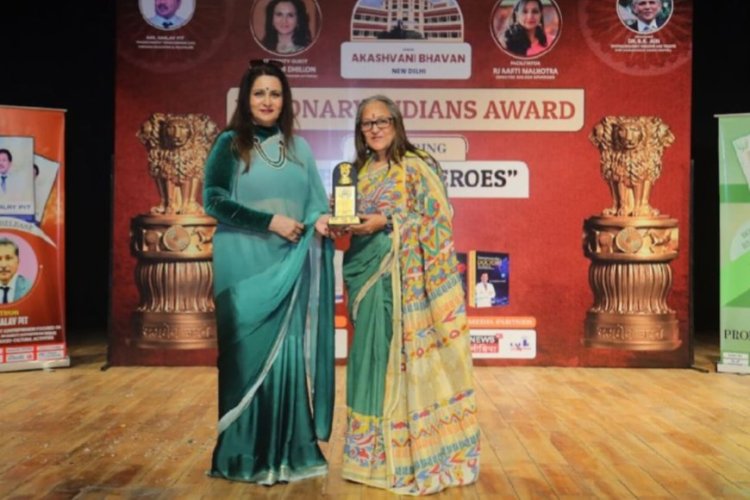 Indian Visionary Award under the title of Real Heroes by I &amp; B ministry winner Dr Archana Shailesh Patel