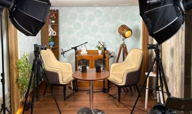 Stop Searching for Studios: Book Your Professional Podcast Shoot at RV Rising Studio Today