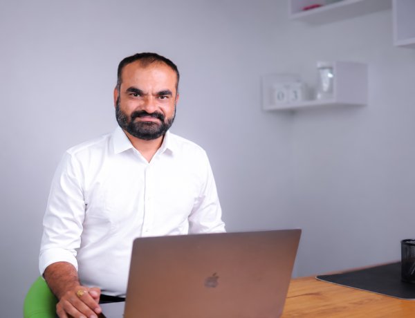 Prakash Goswami: Promoting Financial Awareness Through Education, Community, and Digital Learning
