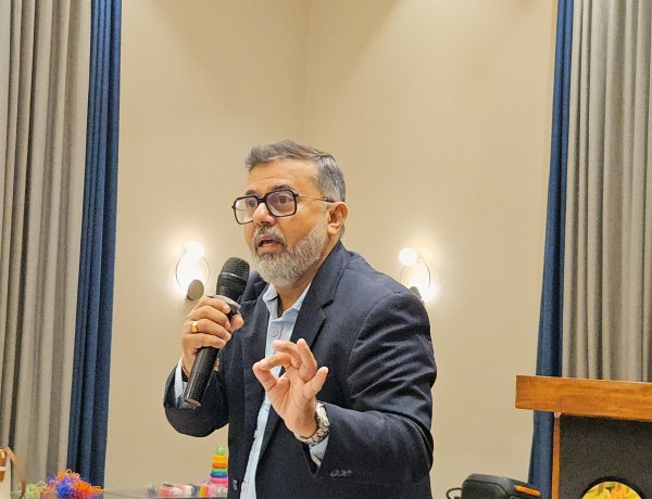 From Corporate Engineer to Comedy Star: KDLIVE's Inspiring Journey in Gujarati Stand-Up